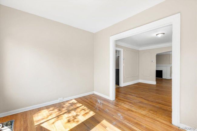 3225 Leslie St, House other with 3 bedrooms, 2 bathrooms and null parking in Detroit MI | Image 10