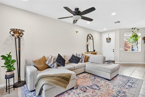 9530 Roundstone Cir, FORT MYERS, FL, 33967-5143 | Card Image