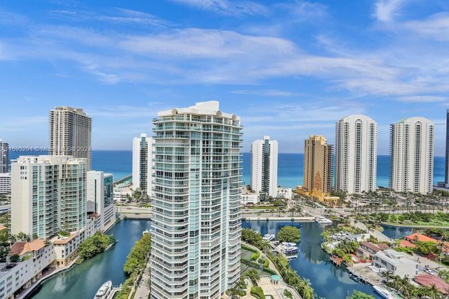 2651 - 16500 Collins Ave, Condo with 3 bedrooms, 3 bathrooms and null parking in Sunny Isles Beach FL | Image 32