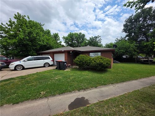 a-and-b-2507 Jill Cir, Springdale, AR, 72762 | Card Image