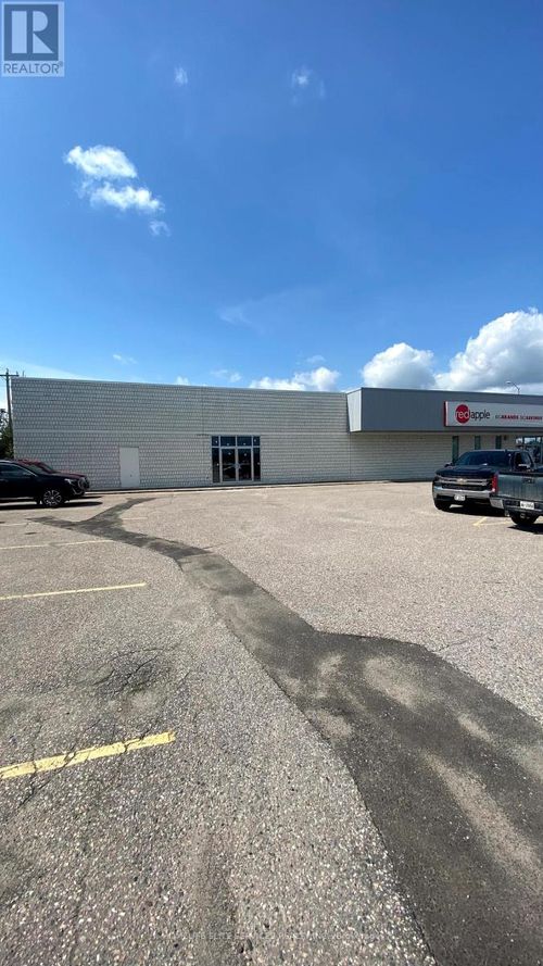 210 Front St, Sturgeon Falls, ON, P2B2J3 | Card Image