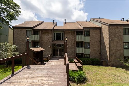 3B2 Mountain Villas Dr, Champion, PA, 15622 | Card Image