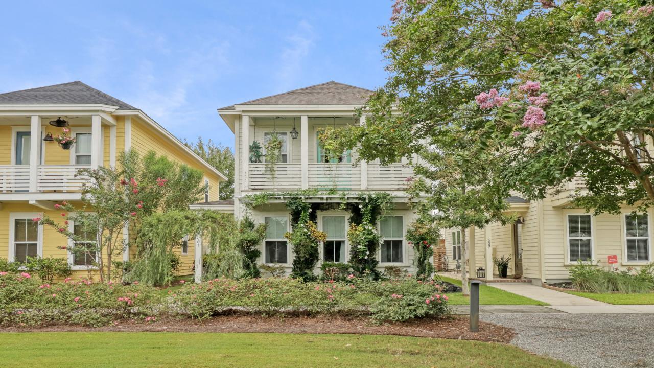 Bumble Way, Summerville, SC 29485