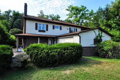 3601 Foster Rd, N Versailles, PA, 15137-2325 | Card Image