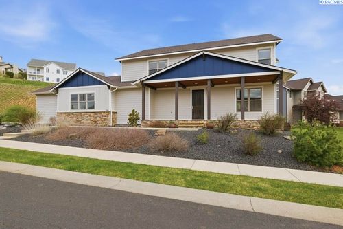200 Sw Barclay Ct, Pullman, WA, 99163-5374 | Card Image