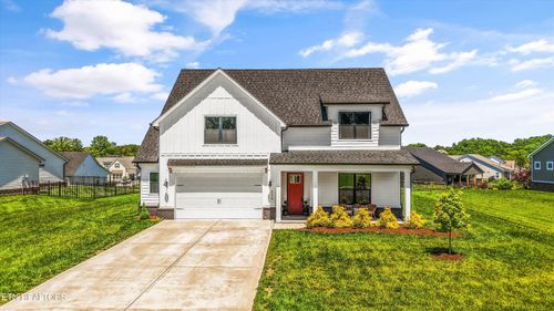 234 Clover Cir, Lenoir City, TN, 37772-2039 | Card Image