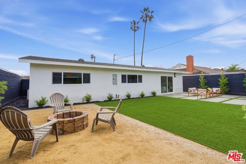 19891 Gloucester Ln, Huntington Beach, CA, 92646-4043 | Card Image