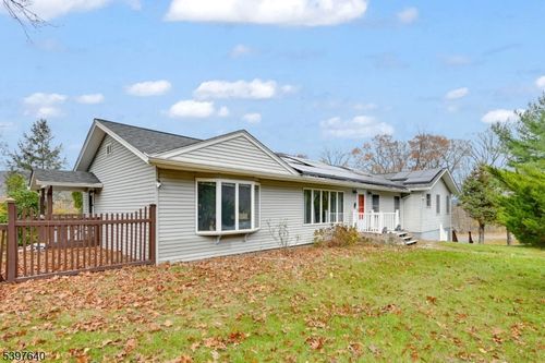 699 E Shore Rd, Hewitt, NJ, 07421-3204 | Card Image