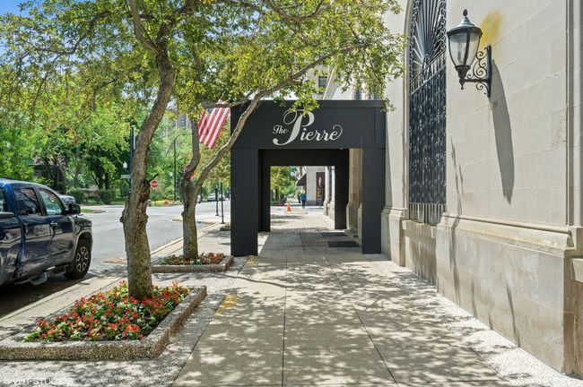 APT-10AS - 2100 N Lincoln Park W, Condo with 2 bedrooms, 2 bathrooms and 1 parking in CHICAGO IL | Image 19