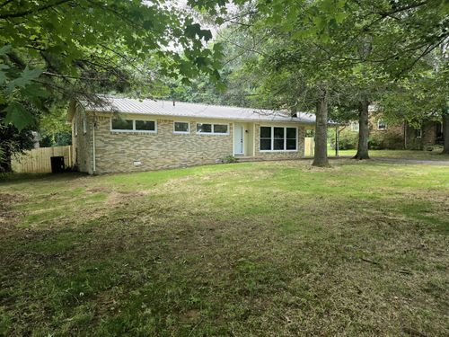 1606 Hilltop Dr, Lawrenceburg, TN, 38464-4318 | Card Image