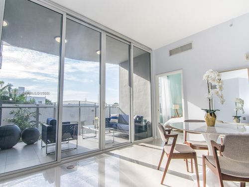 406-2100 Park Ave, Miami Beach, FL, 33139-1758 | Card Image
