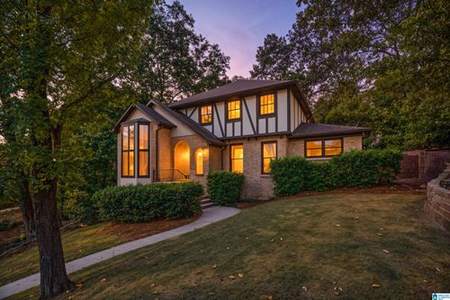 2617 Foothills Dr, HOOVER, AL, 35226-2312 | Card Image