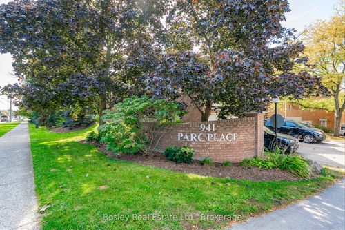 64-941 Gordon St, Guelph, ON, N1G4R9 | Card Image