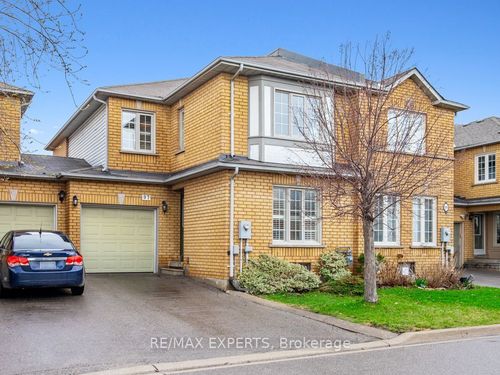 97 Pinedale Gate, Vaughan, ON, L4L8X3 | Card Image