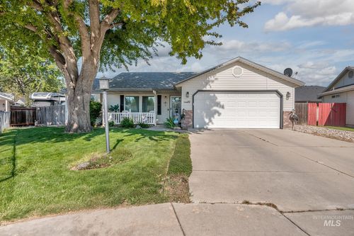 242 N Moraine Ave, Eagle, ID, 83616 | Card Image