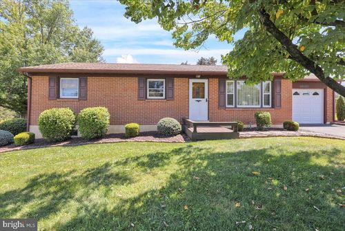 27 Clay Slate Rd, OLEY, PA, 19547-8616 | Card Image