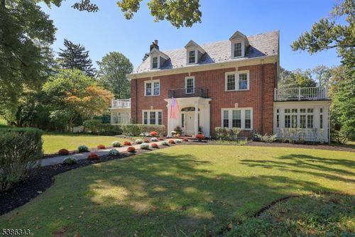 15 Georgian Rd, Morristown, NJ, 07960-5609 | Card Image