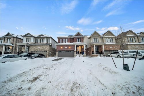 212 Leslie Davis St, Ayr, ON, N0B1E0 | Card Image