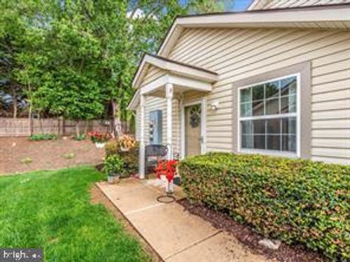 unit-b-2008 Rudy Serra Dr, ELDERSBURG, MD, 21784-6488 | Card Image