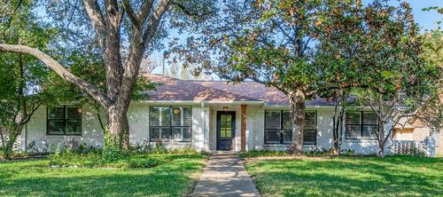 8647 Langdale Cir, Dallas, TX, 75238-4836 | Card Image