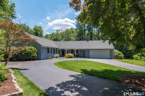 63 Brookmoor Rd, Avon, CT, 06001-2304 | Card Image