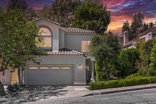 989 Calle La Primavera, Glendale, CA, 91208-3028 | Card Image