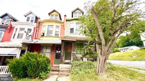 1359 Green St, READING, PA, 19604-2755 | Card Image