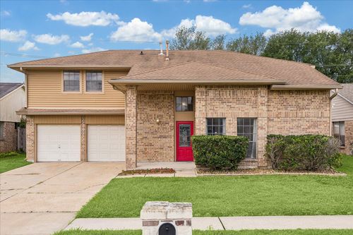 8915 Lakeside Forest Dr, Houston, TX, 77088-1219 | Card Image