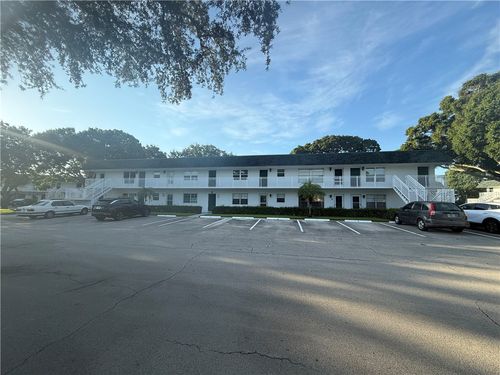apt-q2-2800 Indian River Blvd, Vero Beach, FL, 32960-5262 | Card Image