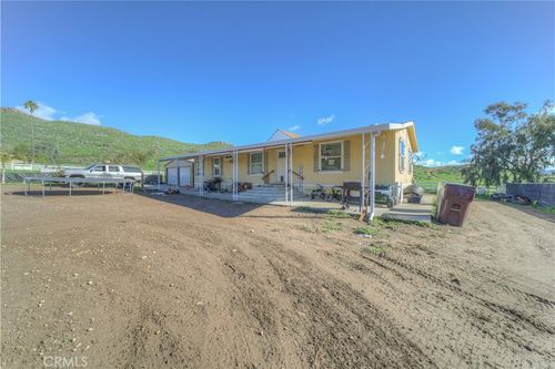 32986 Grand Ave, Winchester, CA, 92596 | Card Image