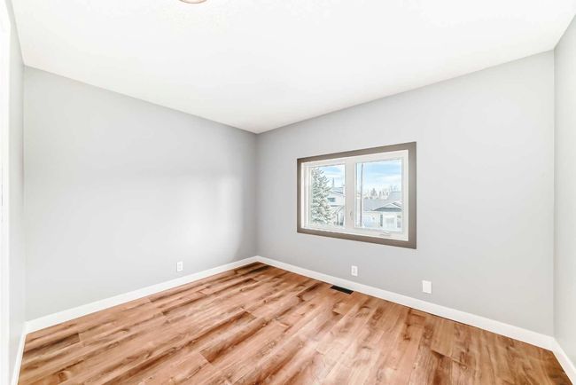 11 Cedargrove Way Sw, House other with 4 bedrooms, 3 bathrooms and 2 parking in Calgary AB | Image 24