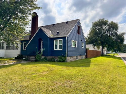 801 17th Ave S, Saint Cloud, MN, 56301-5234 | Card Image