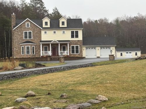 657 Sackett Lake Rd, Monticello, NY, 12701-4737 | Card Image