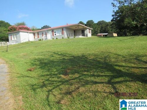 3291 Shoal Creek Rd, ASHVILLE, AL, 35953-5352 | Card Image