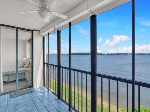 d202-1840 Tarpon Ln, Vero Beach, FL, 32960-7208 | Card Image