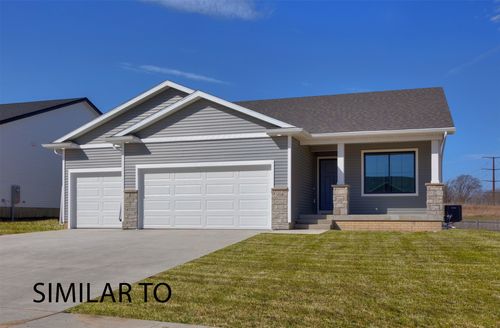 1212 Featherstone Ave Ne, Bondurant, IA, 50035-1519 | Card Image