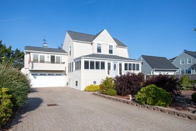 212 Atlantic Avenue, House other with 8 bedrooms, 1 bathrooms and null parking in Seabrook NH | Image 2