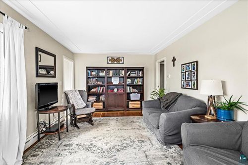 427 11th Ave, Two Harbors, MN, 55616-1346 | Card Image