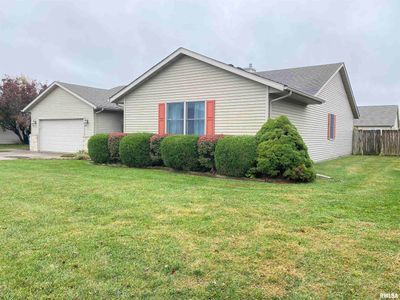 1530 Sequoia Drive, House other with 3 bedrooms, 2 bathrooms and null parking in Chatham IL | Image 3