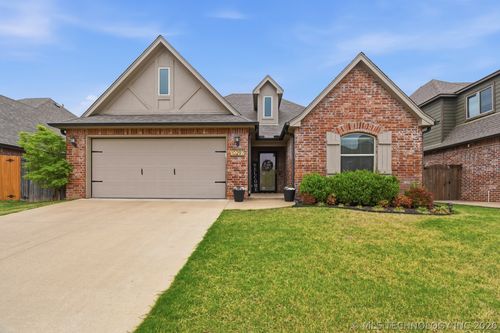 10297 121st Pl, Bixby, OK, 74008-5820 | Card Image