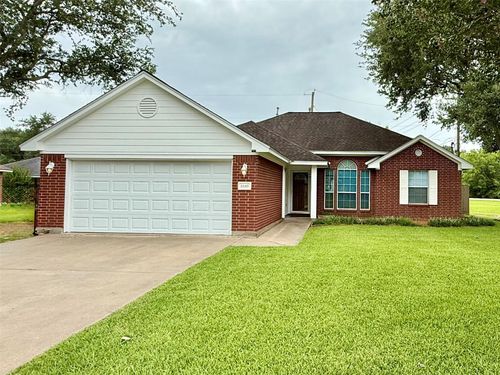 1140 Thomas Dr, Angleton, TX, 77515-3075 | Card Image