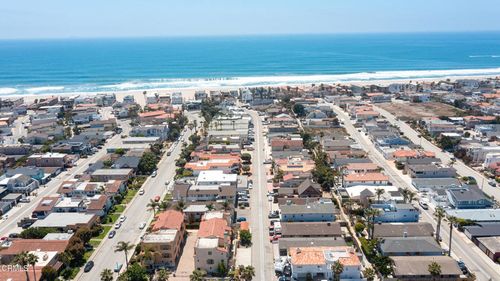 5-5125 W Wooley Rd, Oxnard, CA, 93035-1861 | Card Image
