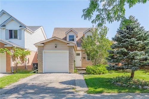34 Camrose Crt, Kitchener, ON, N2M5J5 | Card Image