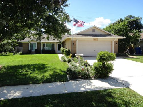 1417 Mc Dermott Ln, Royal Palm Beach, FL, 33411-4017 | Card Image