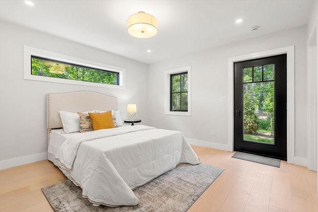 5 - 145 Warren St, Condo with 2 bedrooms, 3 bathrooms and null parking in Newton MA | Image 26