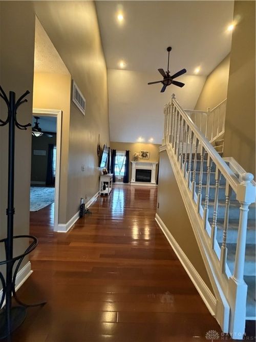 2070 Michelle Ct, Miamisburg, OH, 45342-6440 | Card Image