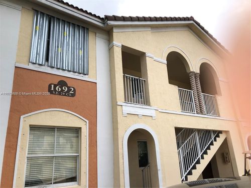 unit-206-1692 Se 29th Ct, Homestead, FL, 33035-2471 | Card Image
