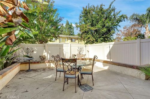 9 Mosaic, Aliso Viejo, CA, 92656-7063 | Card Image