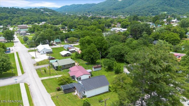 715 E Kentucky Ave, House other with 2 bedrooms, 1 bathrooms and null parking in La Follette TN | Image 28