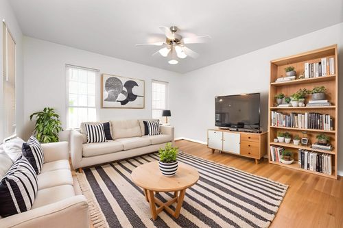 100 Antique Ct, Pendleton, SC, 29670-1863 | Card Image